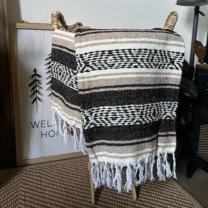 Mexican Falsa Blanket